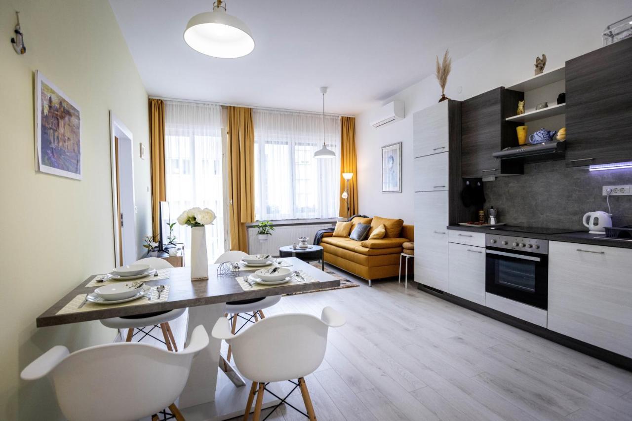 Deluxe Apartman Egle1 I Studio Egle 2 Whit A Private Parking Zagreb Ngoại thất bức ảnh
